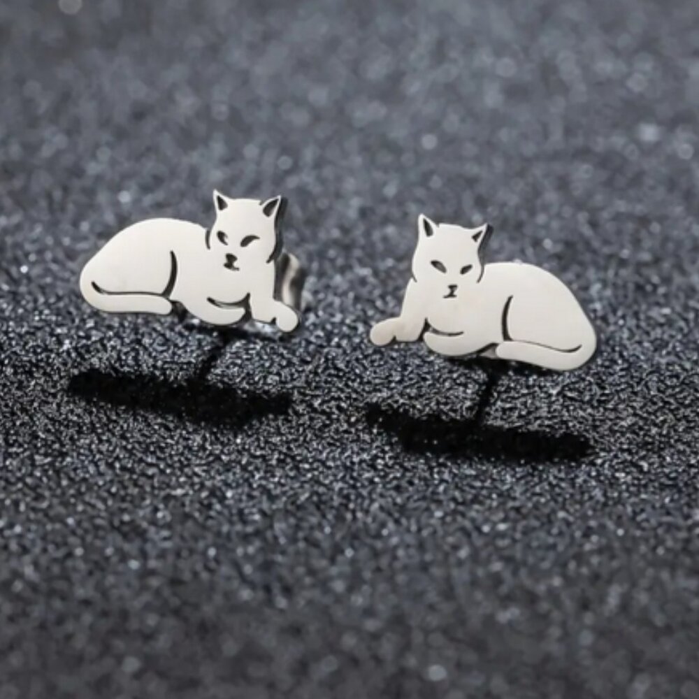 Stainless Steel Cat in Repose Stud Earrings in in Silver